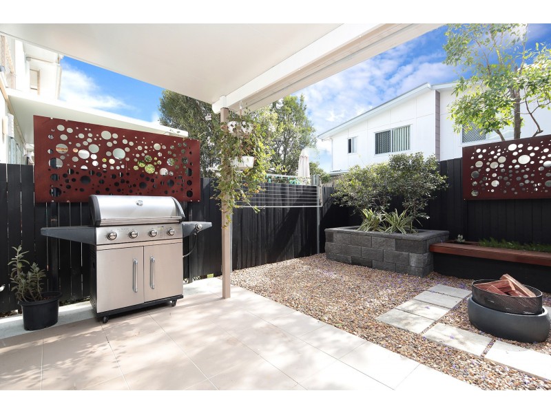 9/4-6 East Street, Camp Hill QLD 4152