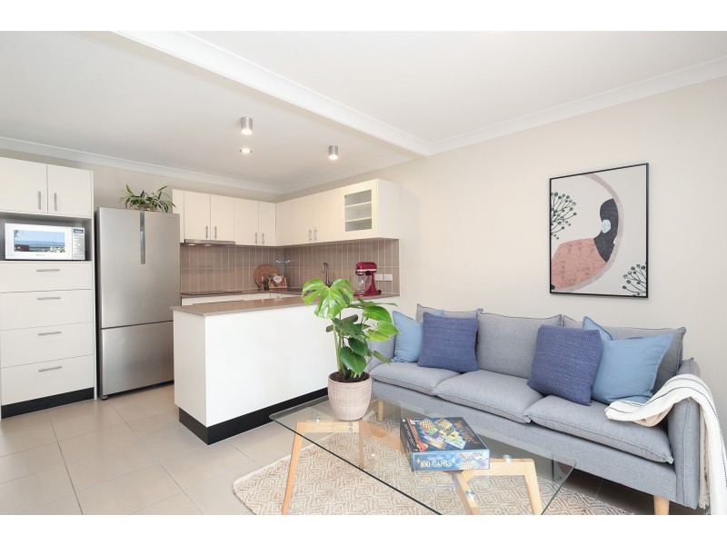 9/4-6 East Street, Camp Hill QLD 4152