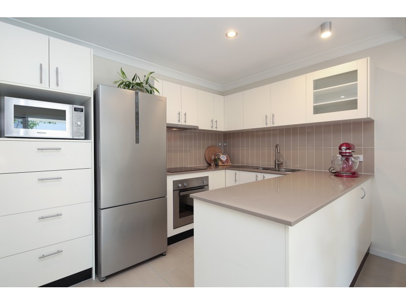 9/4-6 East Street, Camp Hill QLD 4152