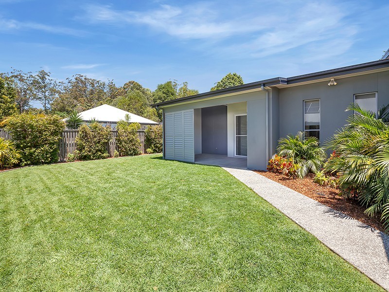 8 Swiftlet Place, Forest Glen QLD 4556