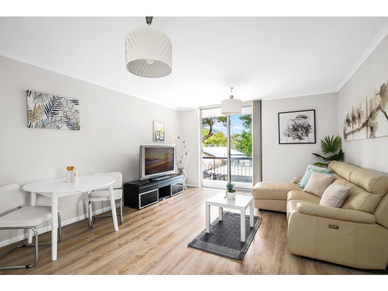 2/9 Regent Street, Dee Why NSW 2099