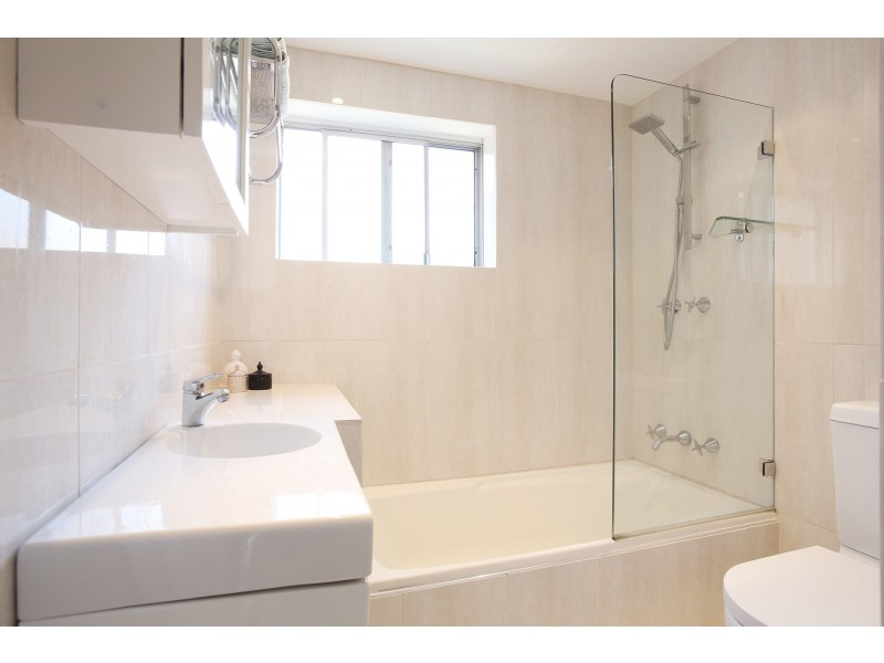 2/9 Regent Street, Dee Why NSW 2099