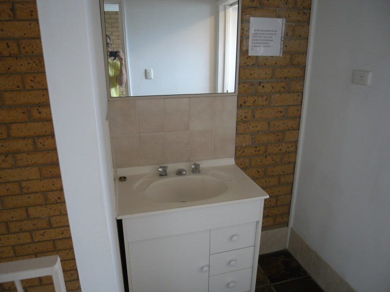 2/8 Auburn Terrace, Indooroopilly QLD 4068