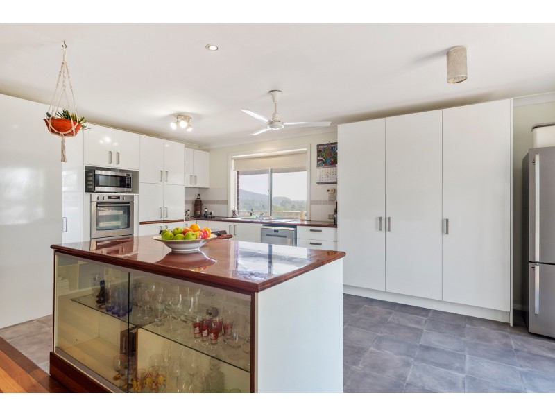 3 William Bailey Place, Crescent Head NSW 2440