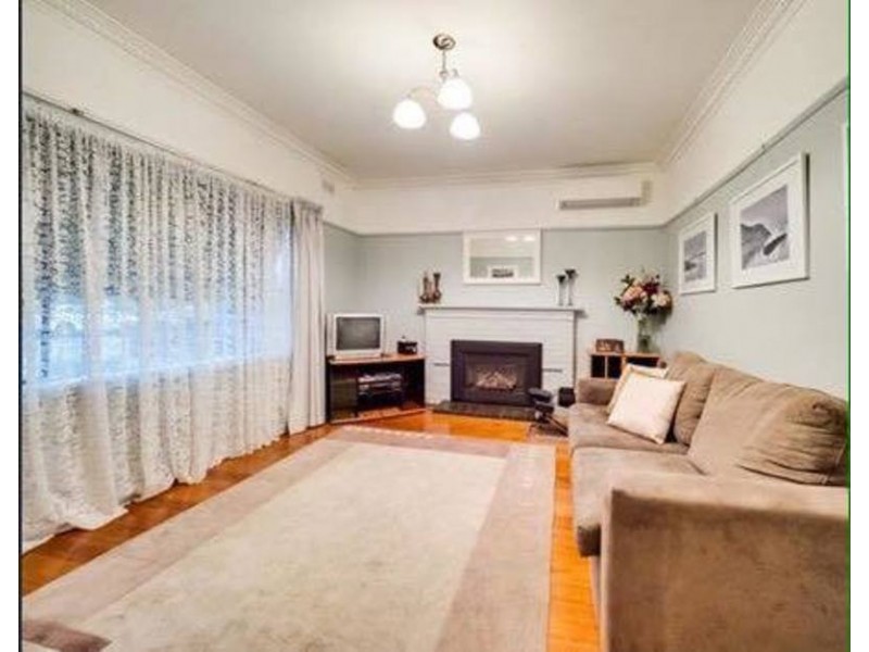 127 Halsey Road, Airport West VIC 3042