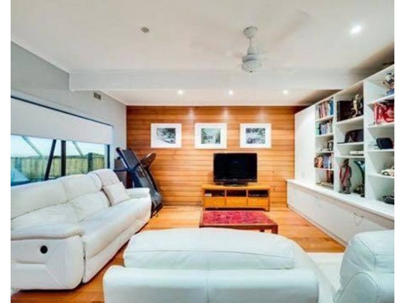 127 Halsey Road, Airport West VIC 3042