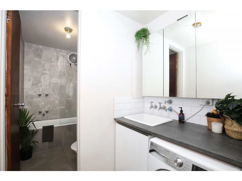 29/422 Cardigan Street, Carlton VIC 3053