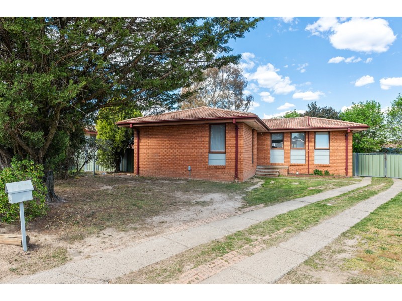 4 Tasha Place, Orange NSW 2800