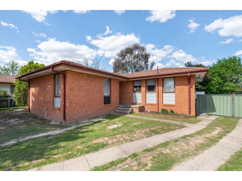 4 Tasha Place, Orange NSW 2800