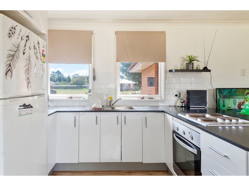 4 Tasha Place, Orange NSW 2800