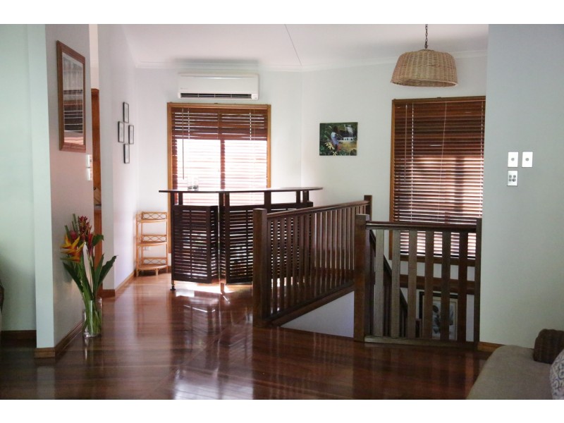 1-3 Beltana Close, Redlynch QLD 4870