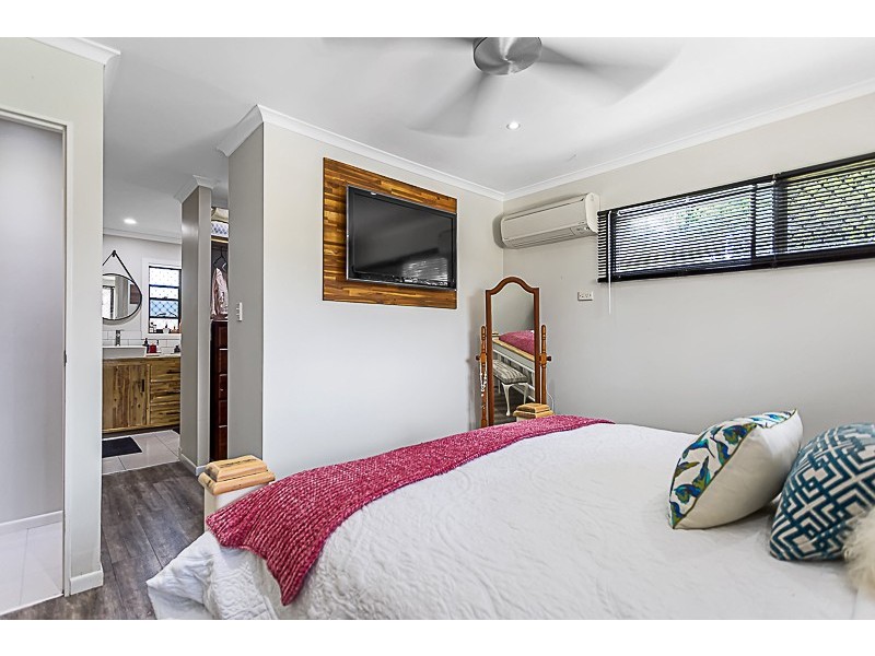 35 Melaleuca Street, Slade Point QLD 4740