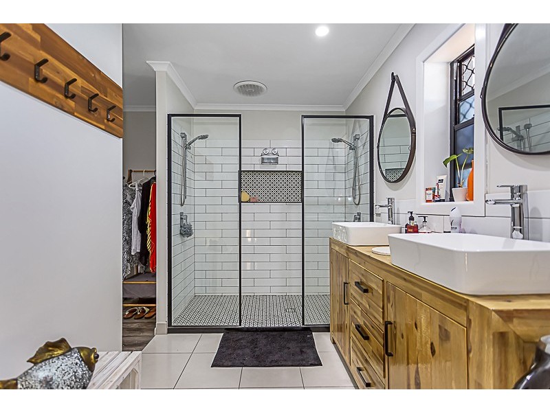 35 Melaleuca Street, Slade Point QLD 4740