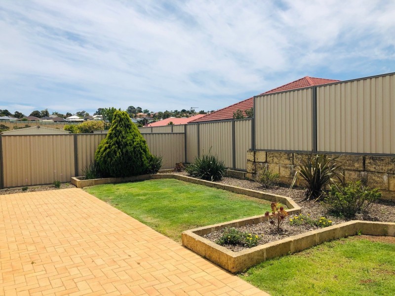 7 Oliver Vista, Bertram WA 6167