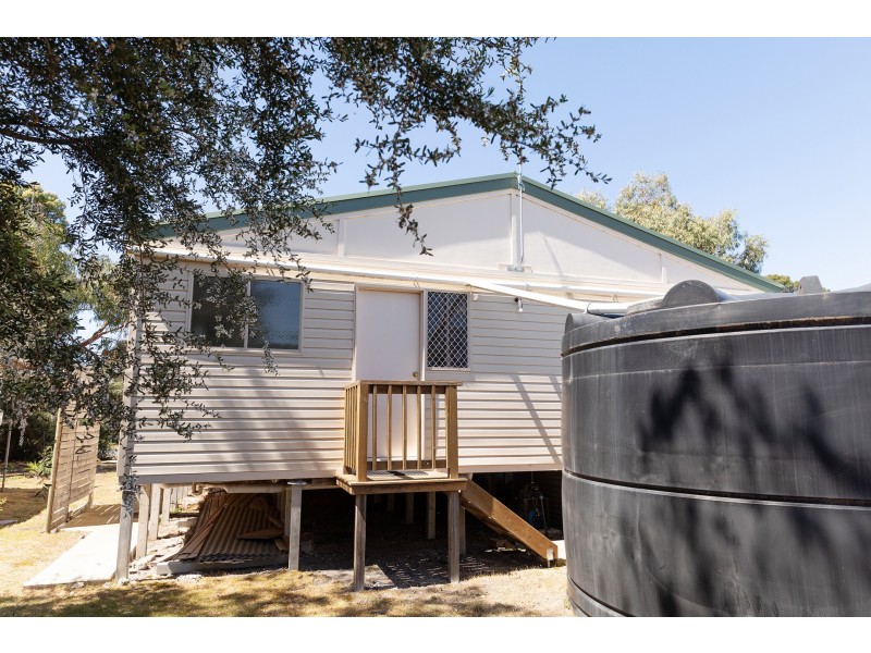 297 National Park Road, Loch Sport VIC 3851