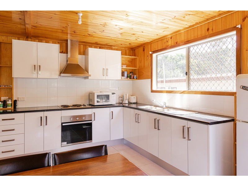 297 National Park Road, Loch Sport VIC 3851