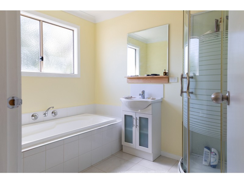 297 National Park Road, Loch Sport VIC 3851