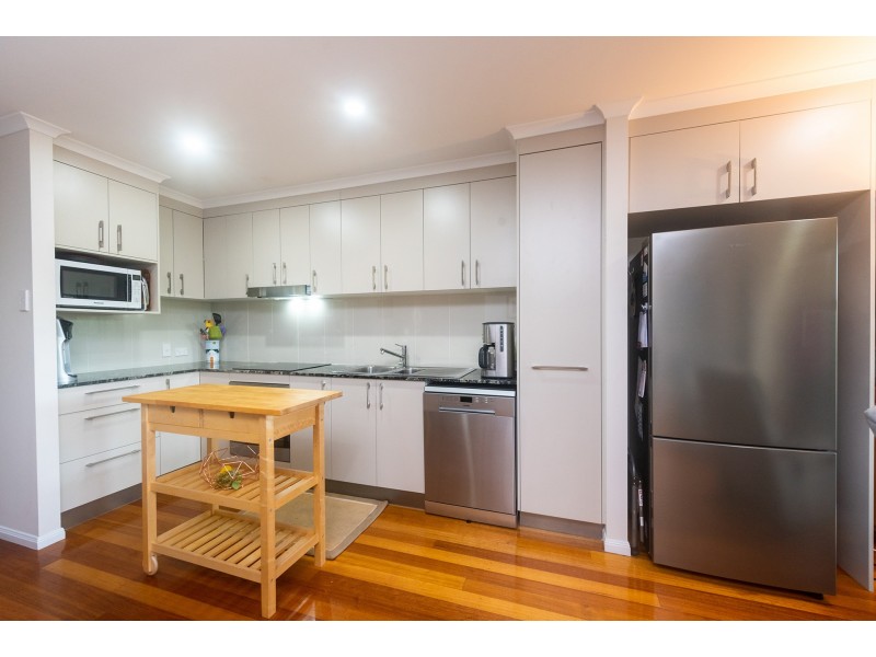 4/6 Whistler Way, Mount Pleasant QLD 4740