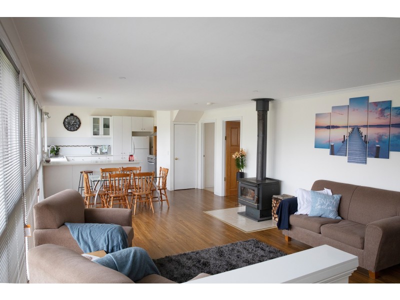 13 Walters Street, Trentham VIC 3458