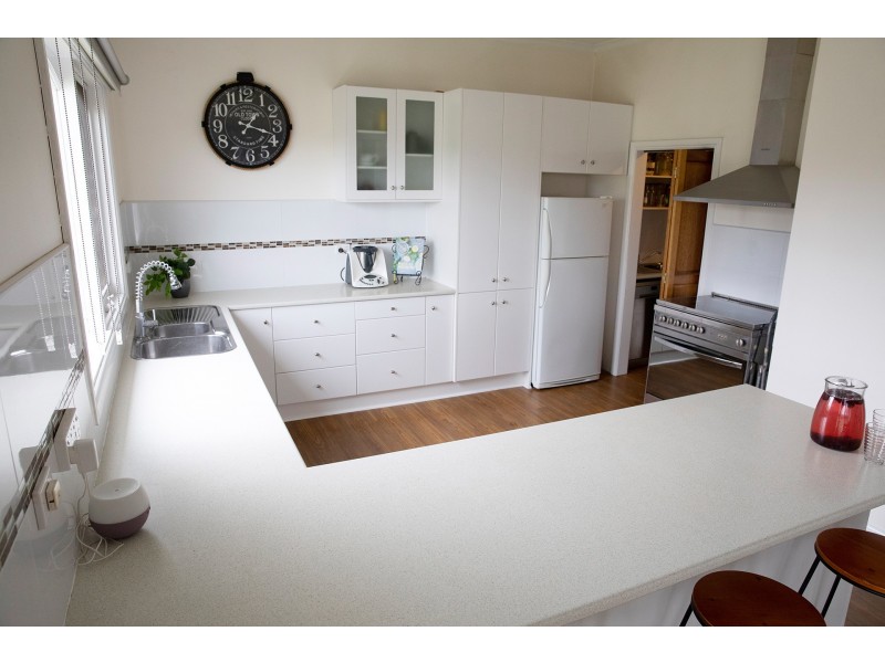 13 Walters Street, Trentham VIC 3458