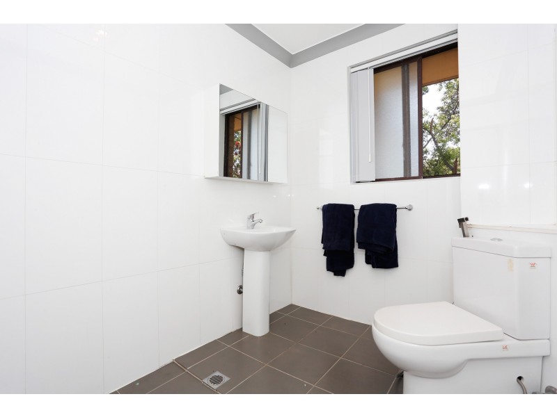 8/209 Hawkesbury Road, Westmead NSW 2145