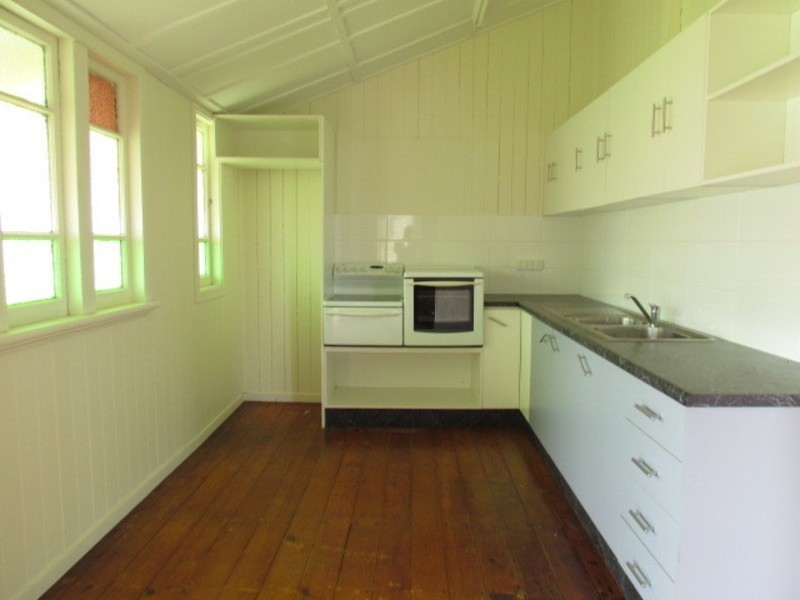 6 James Street, Mackay QLD 4740