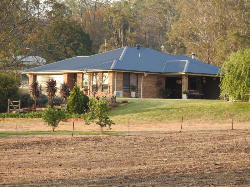 84 Carroll Road, Hodgson Vale QLD 4352