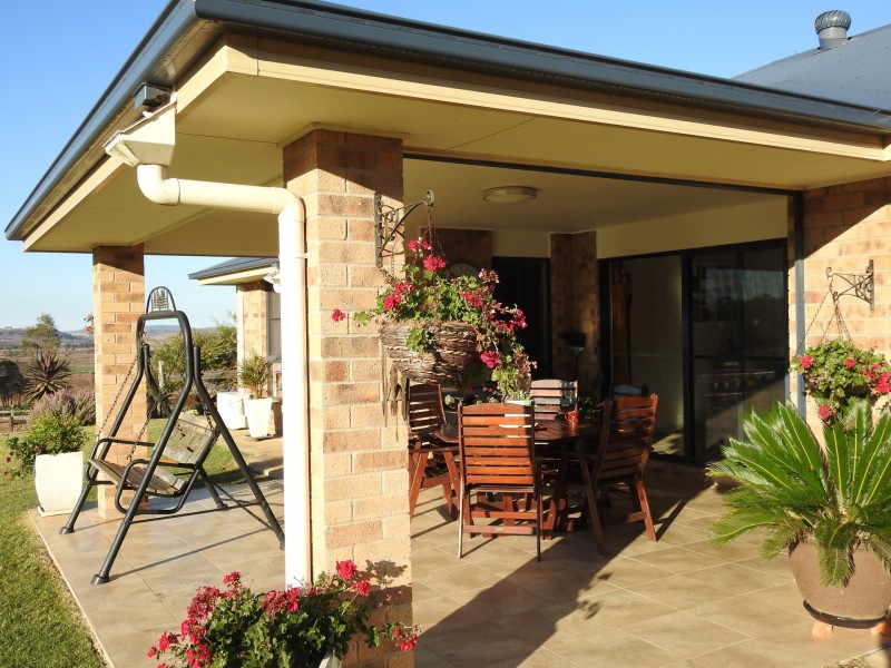 84 Carroll Road, Hodgson Vale QLD 4352