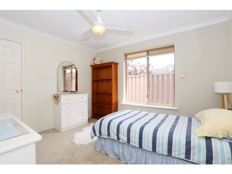 12 St Anthony Drive, Stirling WA 6021