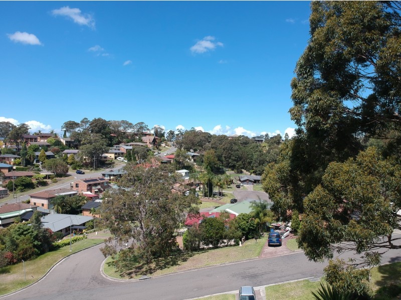 16 Taranaki Place, Macquarie Hills NSW 2285