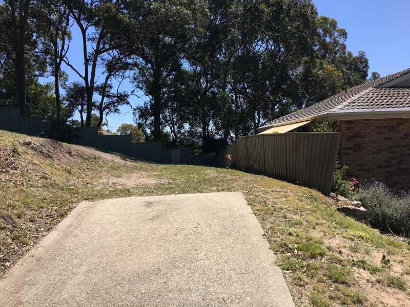 16 Taranaki Place, Macquarie Hills NSW 2285