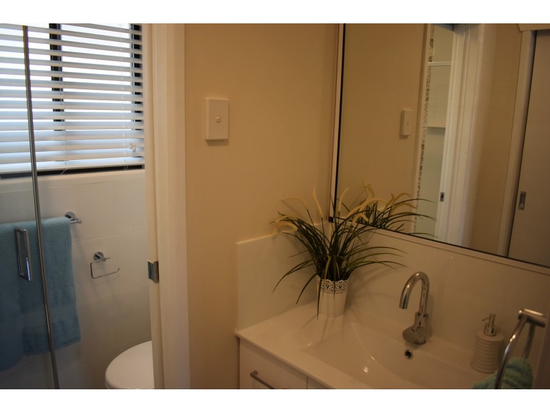 32/4 Gimberts Road, Morisset NSW 2264