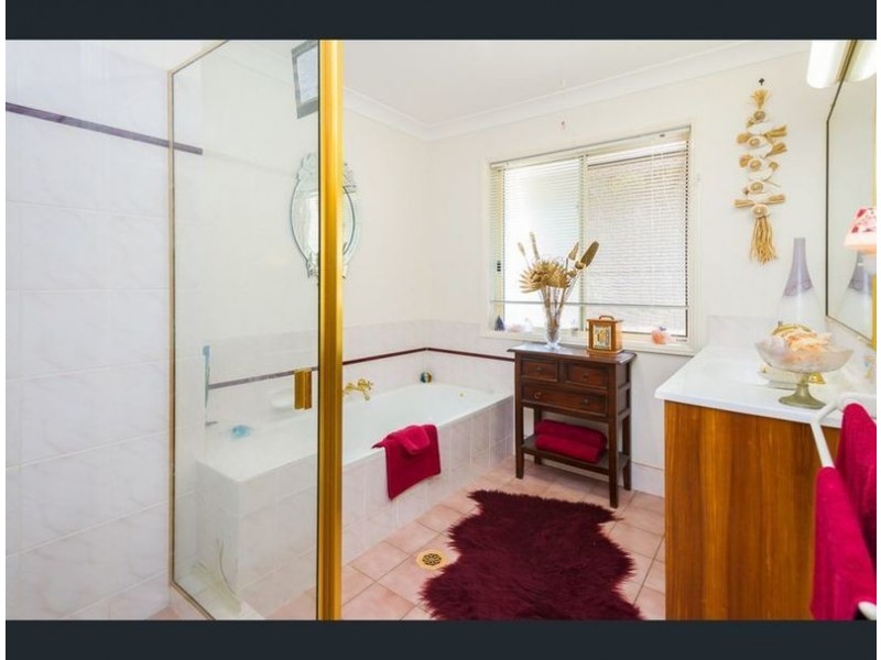 170 Lynwood Drive, Guanaba QLD 4210