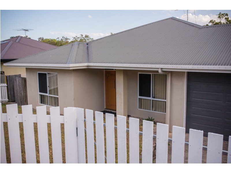 18 Mayes Circuit, Caboolture QLD 4510