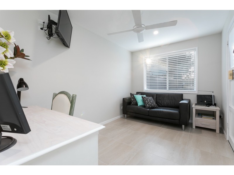 482 Oxley Avenue, Redcliffe QLD 4020