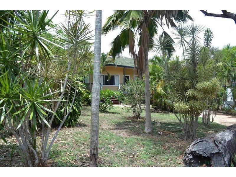 53 Kelly Street, Nelly Bay QLD 4819