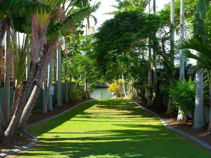 39/25-27 Peninsular Drive, Surfers Paradise QLD 4217