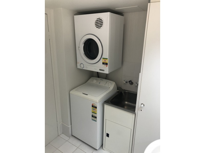 39/25-27 Peninsular Drive, Surfers Paradise QLD 4217