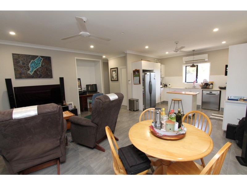 69 Drysdale Street, Brandon QLD 4808