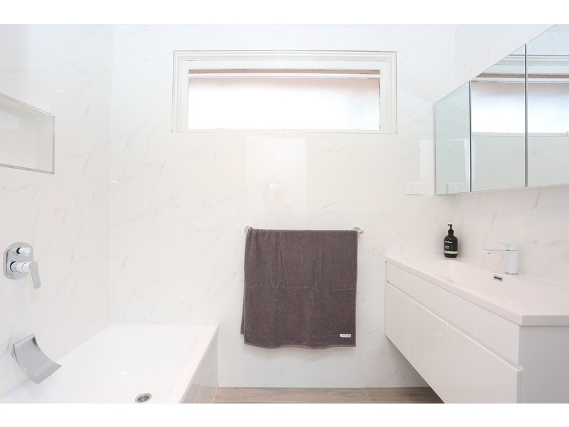 4/5-11 Riches Street, Dallas VIC 3047