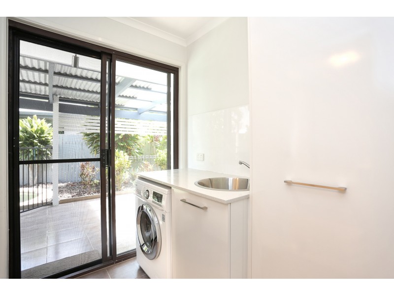 636 David Low Way, Pacific Paradise QLD 4564