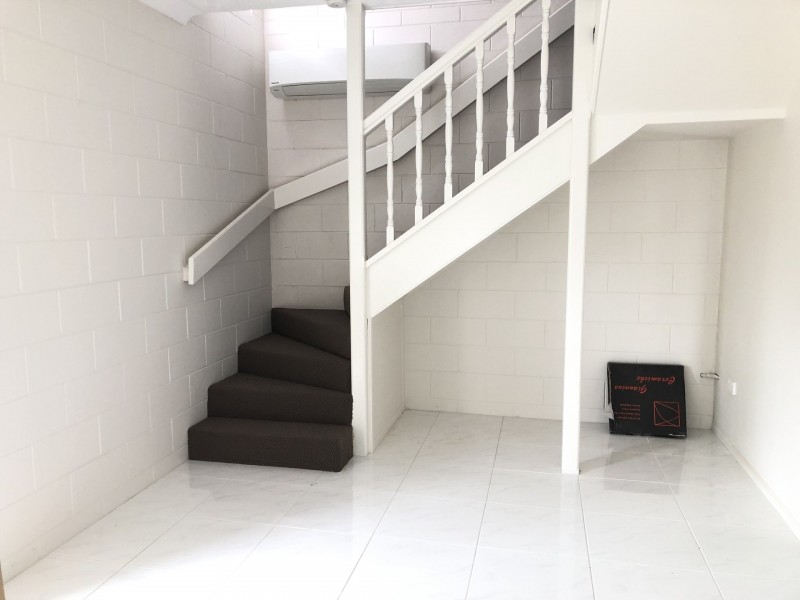 1/3 Anderson Street, Railway Estate QLD 4810