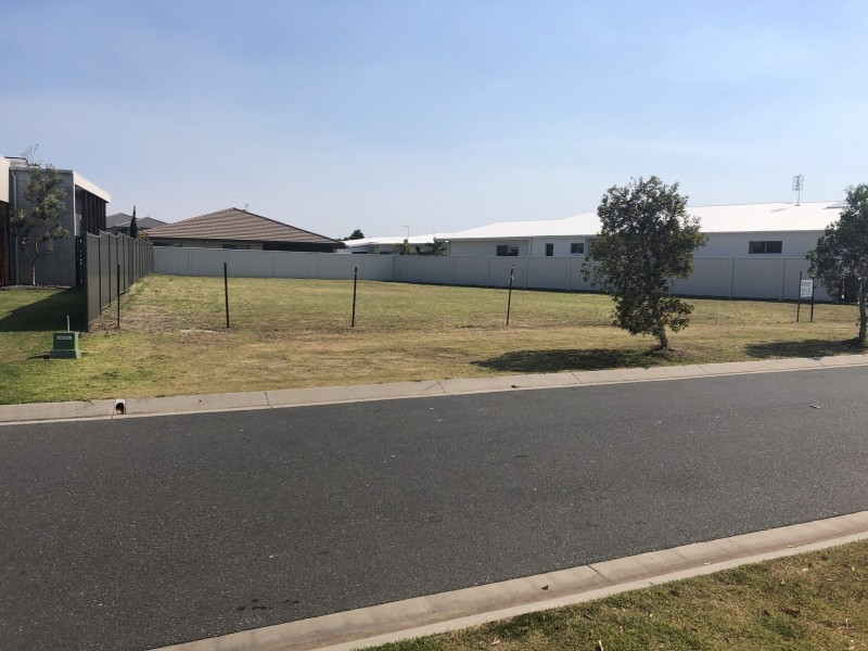 43 The Passage, Pelican Waters QLD 4551