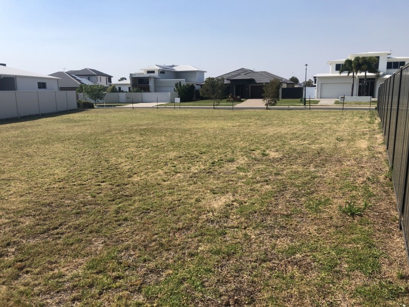 43 The Passage, Pelican Waters QLD 4551