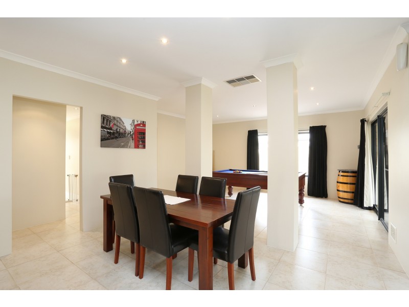 69 Briggs Street, South Lake WA 6164