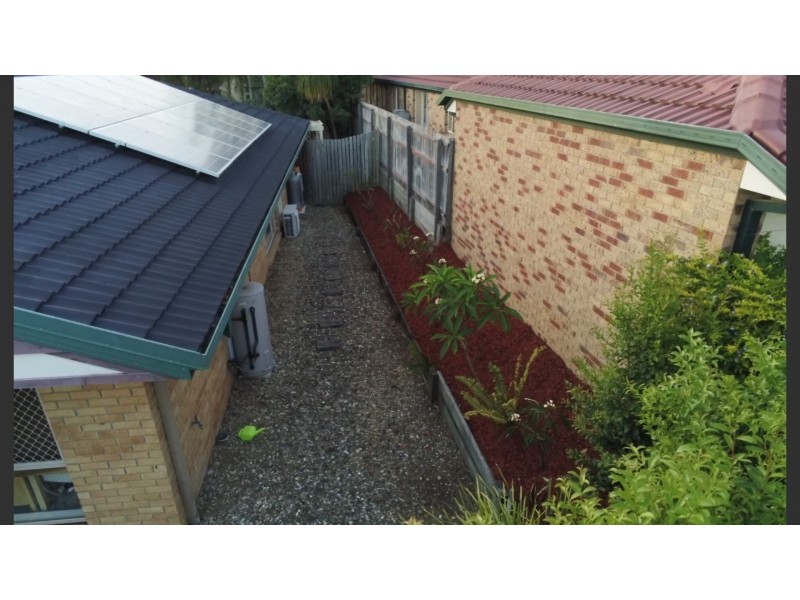 4 Robusta Place, Forest Lake QLD 4078