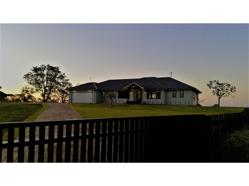 183 Cooby Dam Road, Meringandan QLD 4352