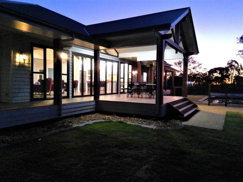 183 Cooby Dam Road, Meringandan QLD 4352