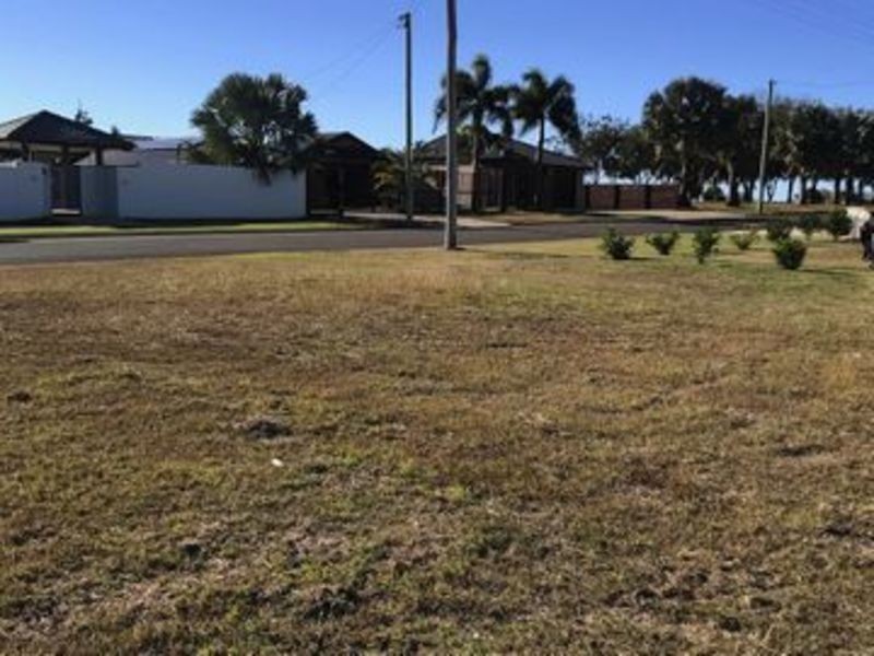 93 Barolin Esplanade, Coral Cove QLD 4670
