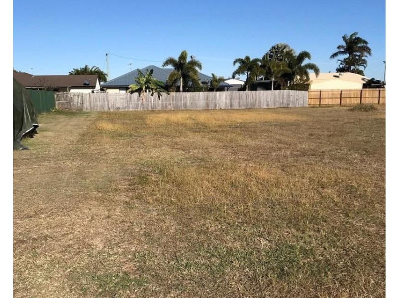 93 Barolin Esplanade, Coral Cove QLD 4670